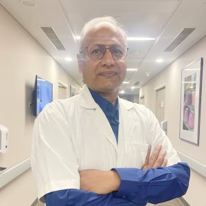 Dr Rajiva Gupta - Best Internal Medicine specialist