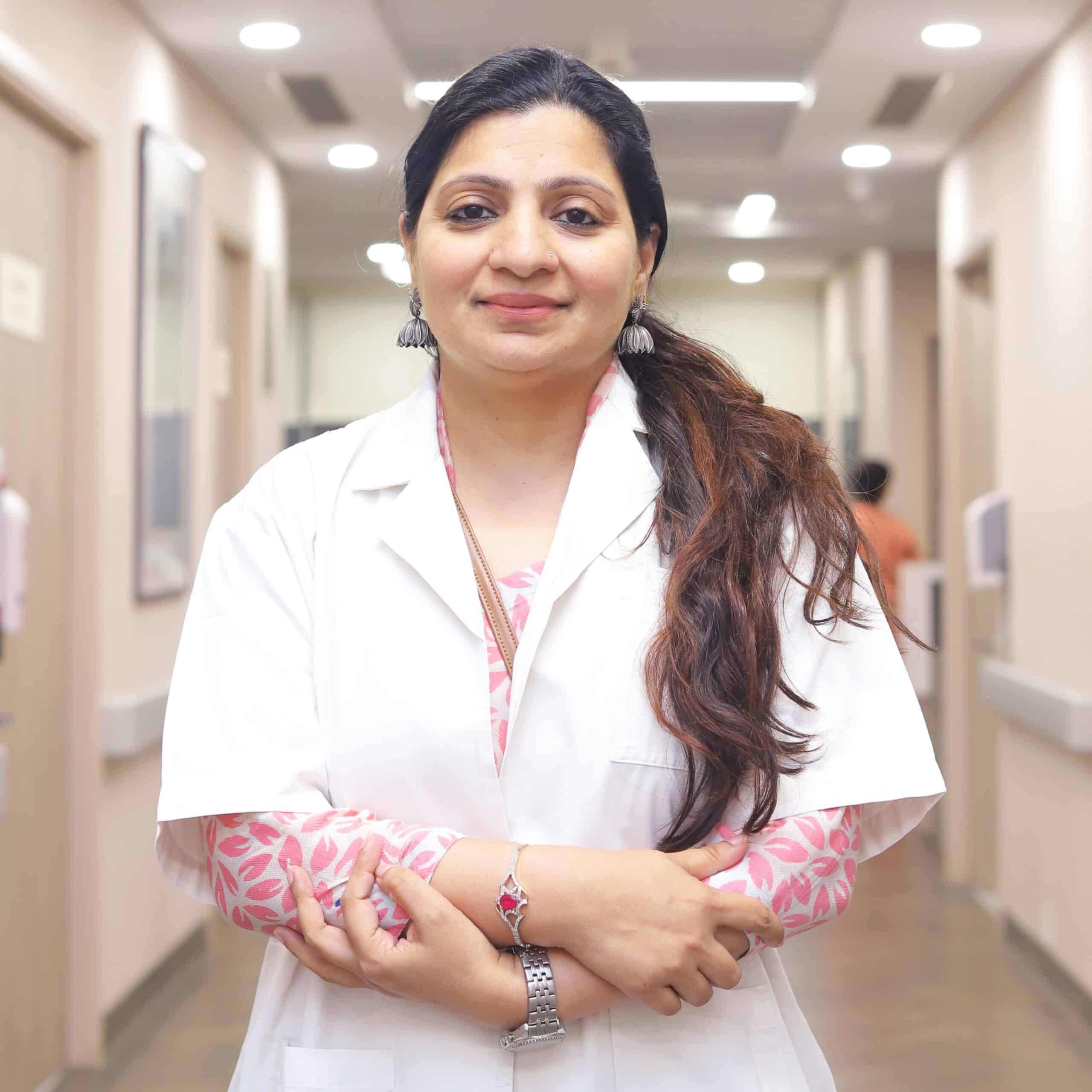 Dr Deepali batra