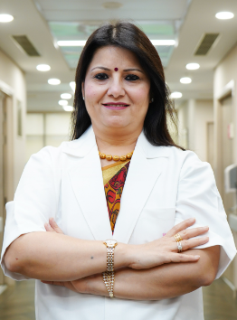 Dr Akta Bajaj - Best Obstetrics & Gynaecologist in Delhi NCR